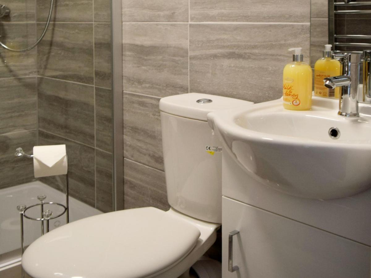 One Caprera Guest House Πλίμουθ Εξωτερικό φωτογραφία