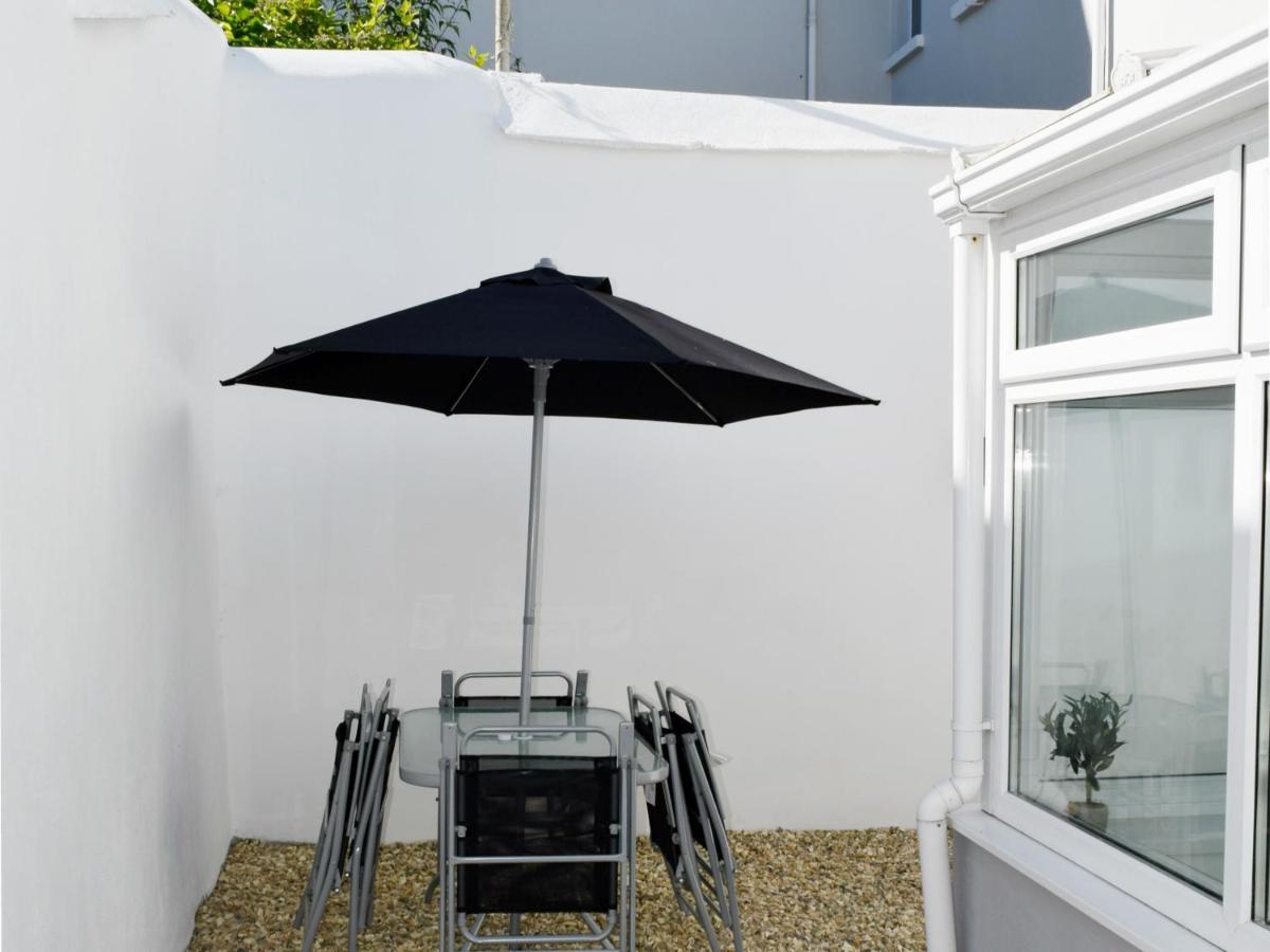 One Caprera Guest House Πλίμουθ Εξωτερικό φωτογραφία